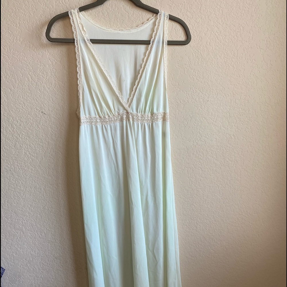 Lingerie, Peignoir set